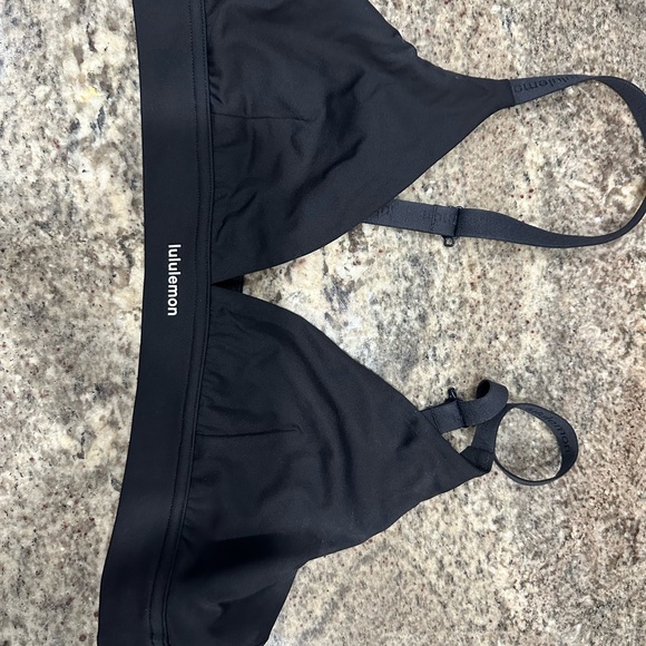 Lululemon Black Sports Bra - Picture 1 of 3